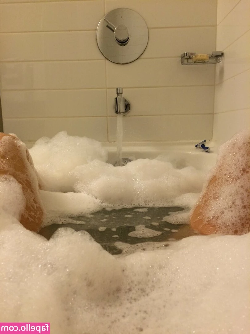 Britne Oldford [ britne-oldford ] - Good morning cum and joy me