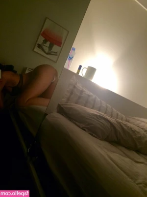 Britne Oldford [ britne-oldford ] - Feat  muryllotero