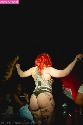 spinninshae - hi do any of my fans wanna talk to me part 1