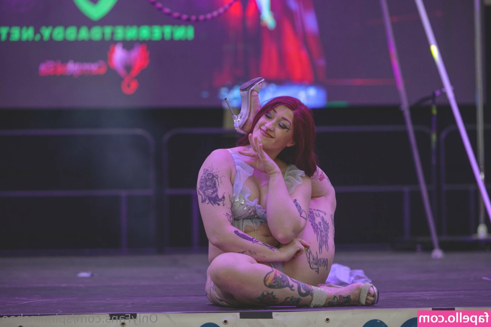 spinninshae - Thick Puerto Rican milf ready to get bust in