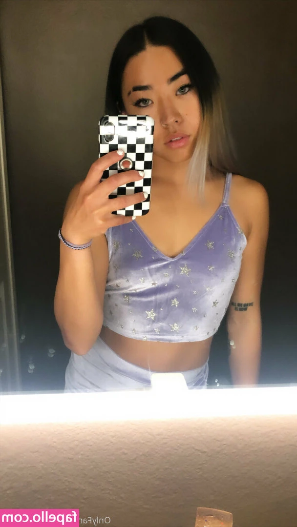 alaskafornia - Bum or boobs   Happy Thursday x