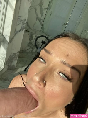 Lexiefucks - Wiggity