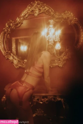 Lexiefucks - Who else is a fan of this color