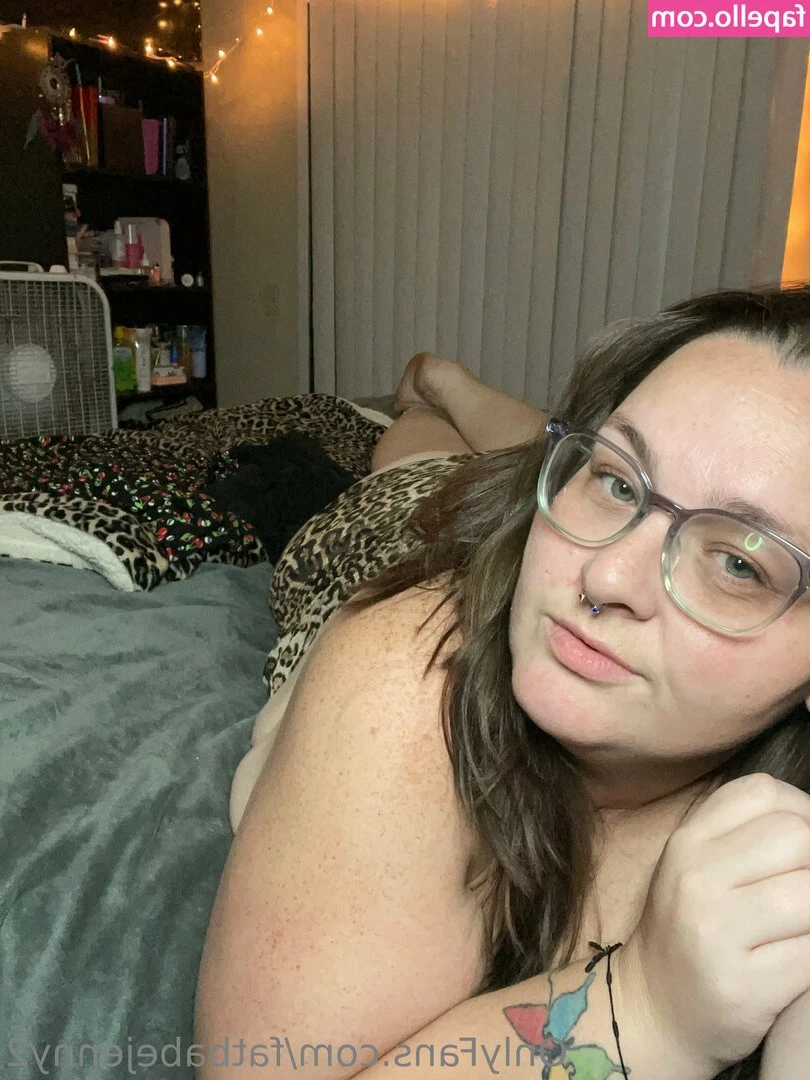 fatbabejenny2 - Redoing my page so a lot of reposts and new posts to come  So keep a