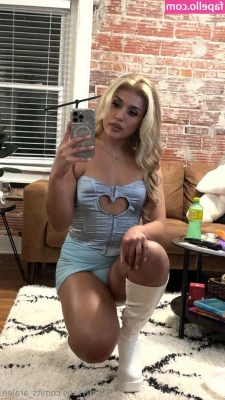 ts_aralee [ ts-aralee ] - Happy Easter you kinky lot