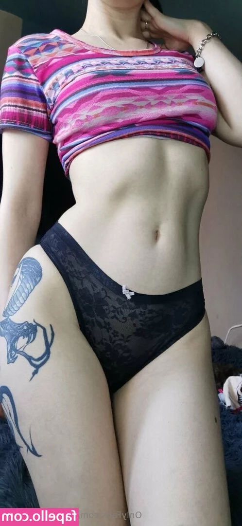 emily_miller_vip [ emily-miller-vip ] - i'm waiting for you in bed, babe! 🥵