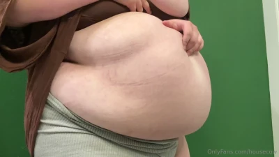 housecow - bad kitty girl