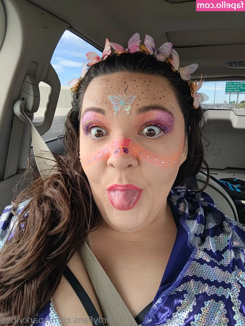 sparkvibes - Am I your fav fetish Barbie?💞🖤