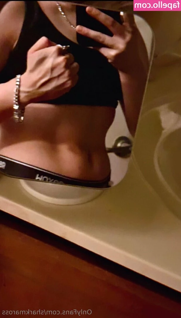 sharkmaross - Going live tonight in just 4 hrs  Let s be naughty   get me real