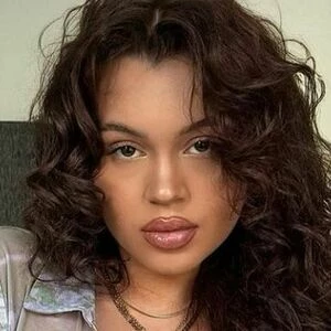 julia-amareno