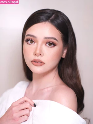 itskatchii [ itskatchii-14 ] - Its a gorgeous day to please your Goddess...