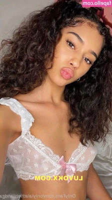 Lala Baptiste [ lala-baptiste-18 ] - Check your messages for this threesome @freshiejuice @emmamagnoliaxo