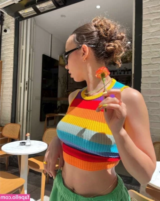 Meltem Koc [ meltem-koc ] - Red 💗 love this colour. Just imagine your self fucking me in this