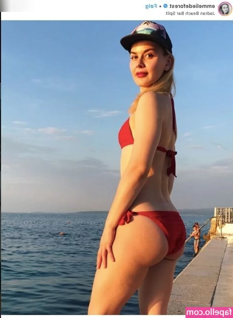 Emmelie De Forest [ emmelie-de-forest ] - Sometimes you just have to ferociously rip the fishnets from your body