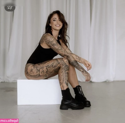 Sandra Sicora [ sandra-sicora ] - Sexy boots