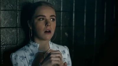 Kiernan Shipka [ kiernan-shipka ] - I need a workout partner