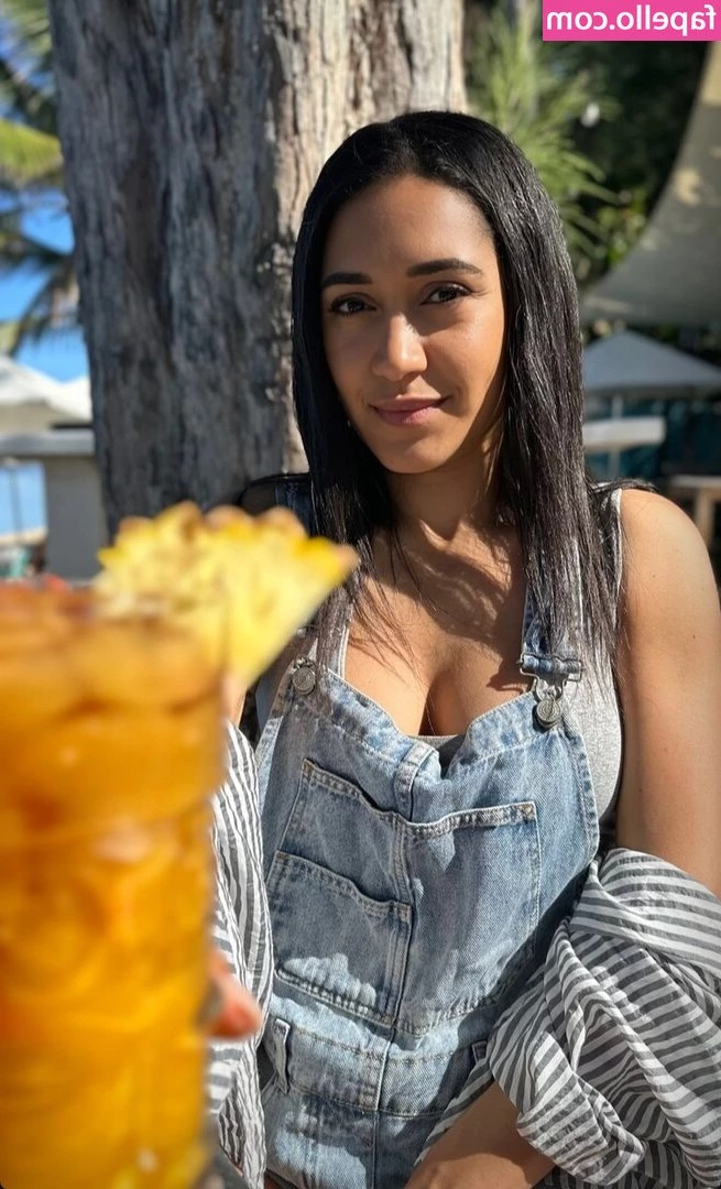 Josephine Jobert [ josephine-jobert ] - How about a dessert