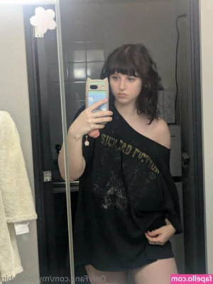 mylittlerobin [ mylittlerobin-1 ] - If you re on my vip page you ve already seen me in the shower