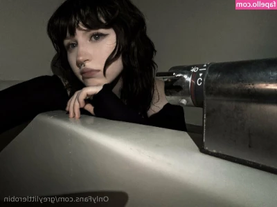 mylittlerobin [ mylittlerobin-1 ] - Stay out of the way