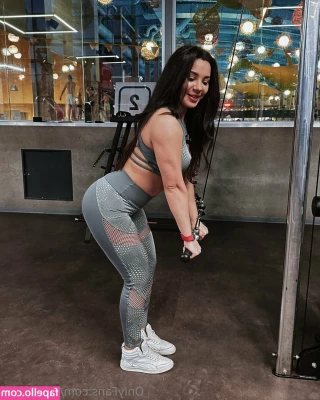 hottpolina - I have a date tonight with a cute girl!! ๐ฆ๐ค๐ผ๐ hottpolina - I have a date tonight with a cute girl!! ๐ฆ๐ค๐ผ๐
