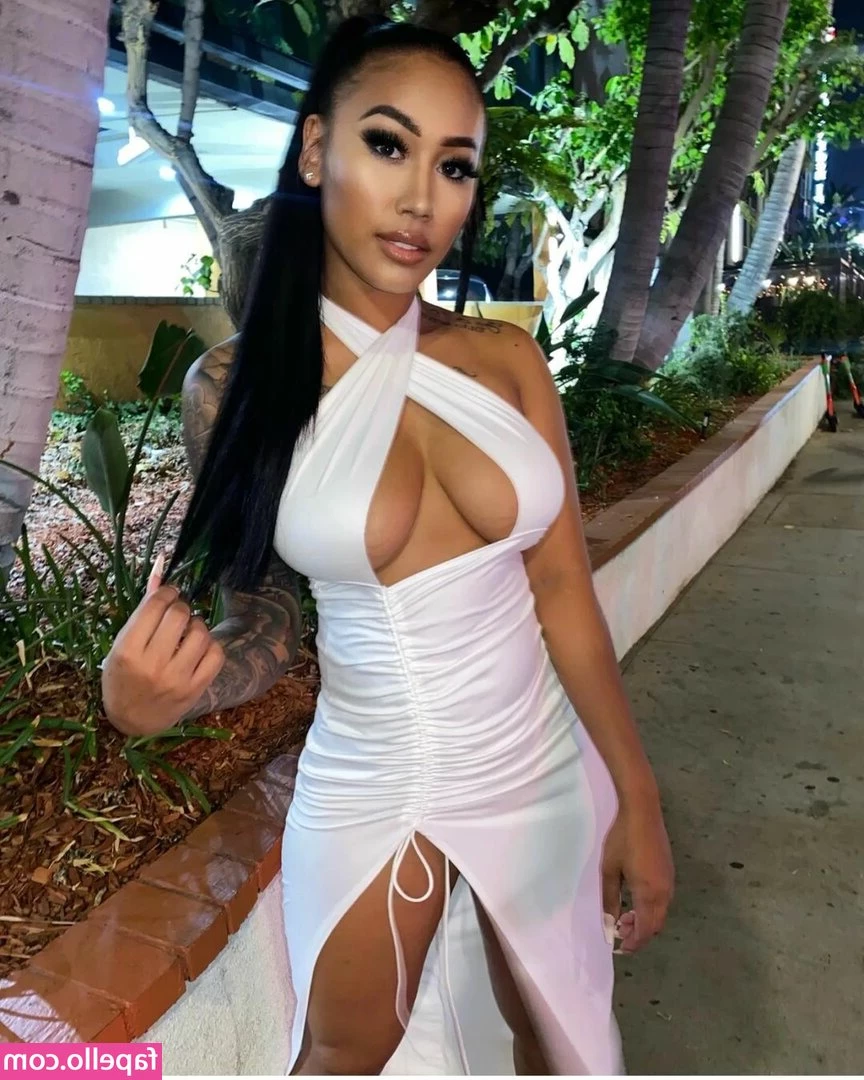 Rosette Hing [ rosette-hing ] - Face down ass up that s the way I like to