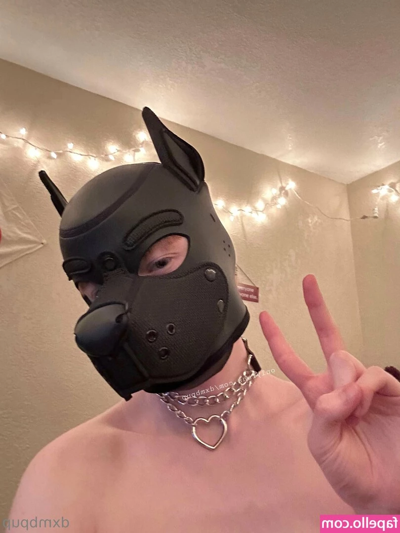 dxmbpup [ dxmbpup-1 ] - Let mommy take care of that dick before the week gets started 💋 