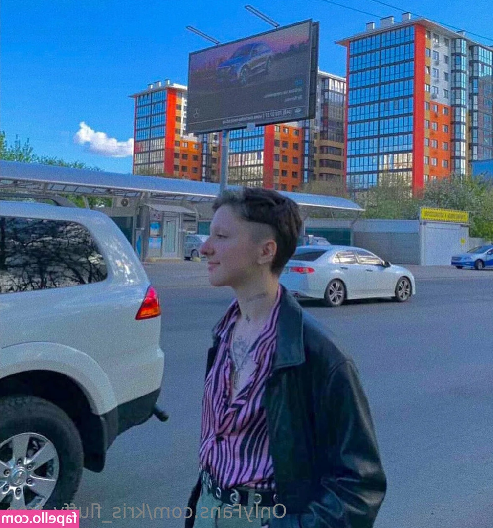 madison_olsen [ madison-olsen ] - Your personal hump day blessing    So perfect to admire and accept