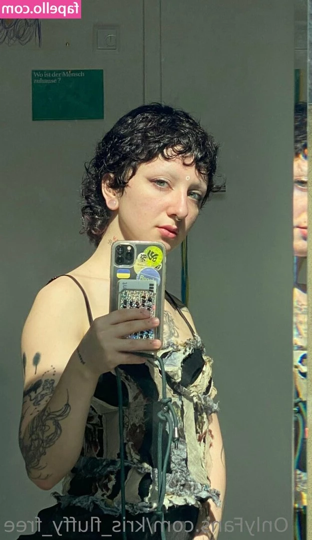 madison_olsen [ madison-olsen ] - Happy MILFing Monday  From my boobies to you