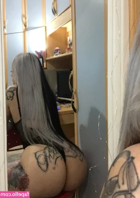 Andressa Sisto [ andressa-sisto-5 ] - I was struggling with that huge toy 🥵