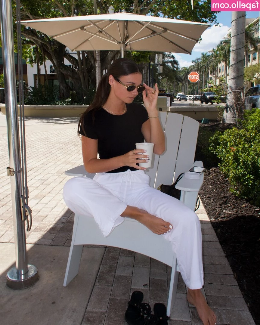 Briar Bonadonna [ briar-bonadonna ] - This is the Conola that will Cum in your Hole😍😍😍 🛒: