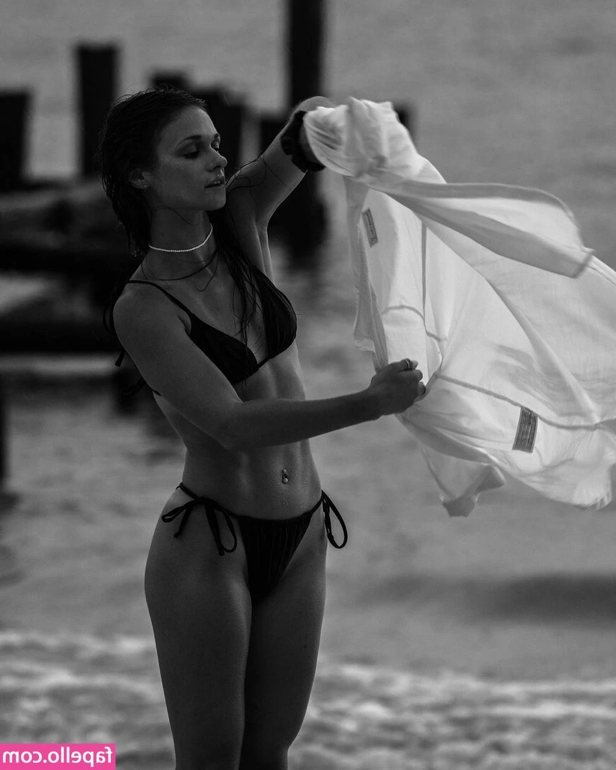 Briar Bonadonna [ briar-bonadonna ] - Starting the year right! 😉