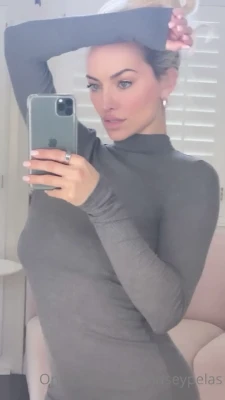 Lindsay Pelas [ lindsay-pelas-8 ] - lil vlog update 🥰