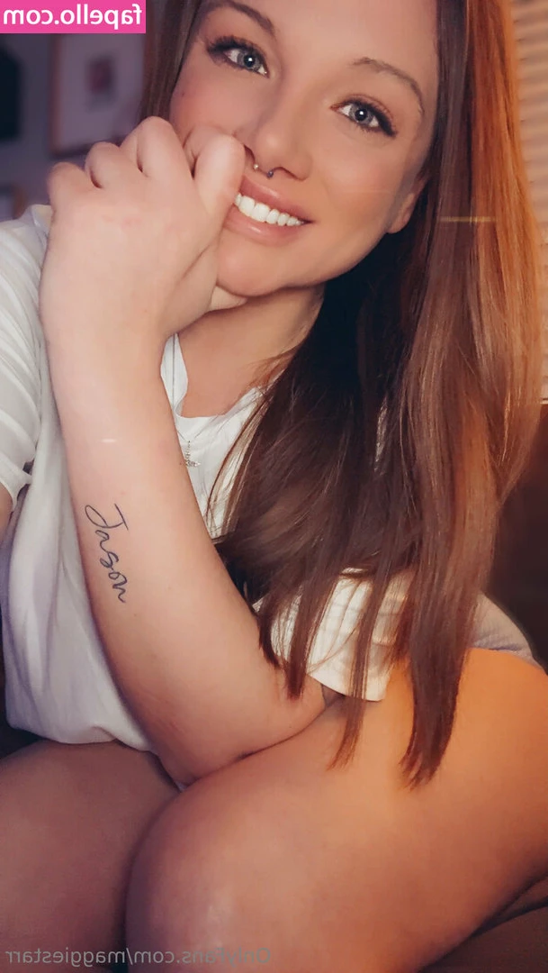 maggiestarr - I gotta lotta ass