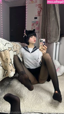 yoursmalldoll1 - 𝐘𝐨𝐮 𝐦𝐚𝐤𝐞 𝐦𝐞 𝐟𝐞𝐞𝐥