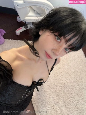 yoursmalldoll1 - Hope you all Had a fanstic weekend guys