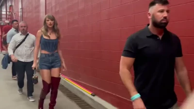 Taylor Swift [ taylor-swift ] - Just made new solo content  And while I won t be posting the whole part 2