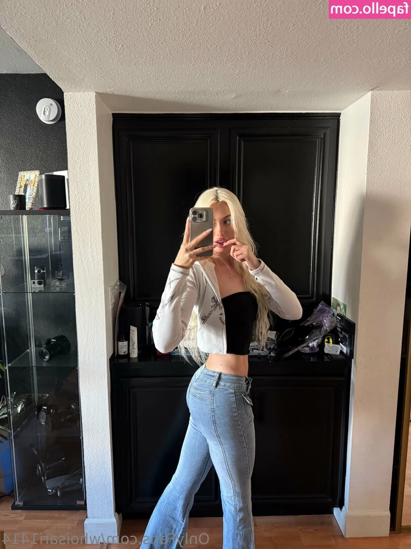 whoisari1414 [ whoisari1414-3 ] - Got a new belt am I wearing it correctly