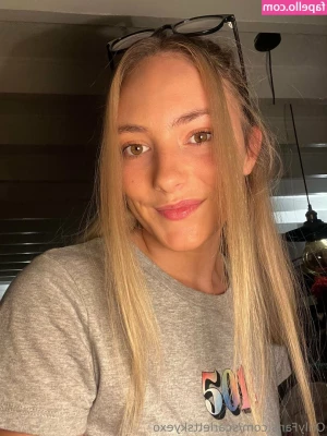 jessiejamessx - Hey babes sorry I haven t been very active lately  I ve been super