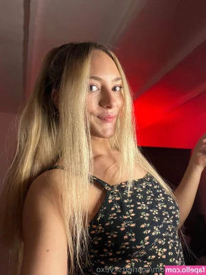 jessiejamessx - Have you heard about my girlfriend experience  Ask DM babe