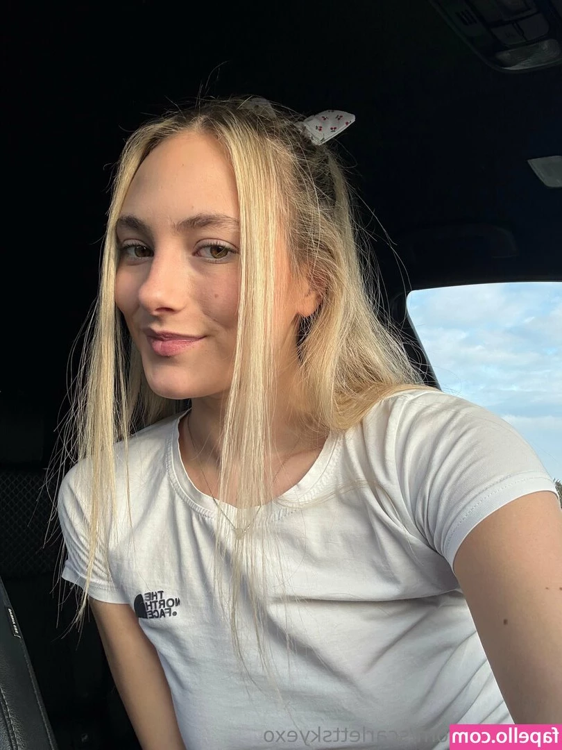 jessiejamessx - Me and  ytkakaty having fun together