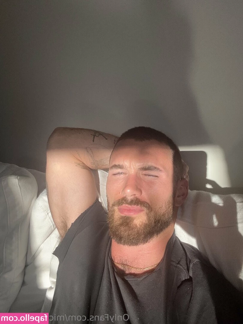 michaelyerger [ michaelyerger-2 ] - Who wants to bite my sweet ass? To do this, I'll take off my panties