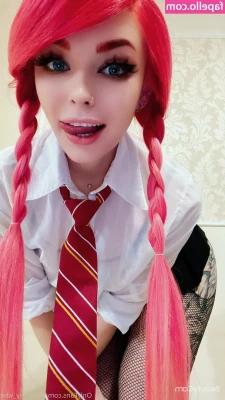 sonya_vibe [ sonya-vibe ] - 🐍 You use to stroke to porn now you fuck your boipussy, straining