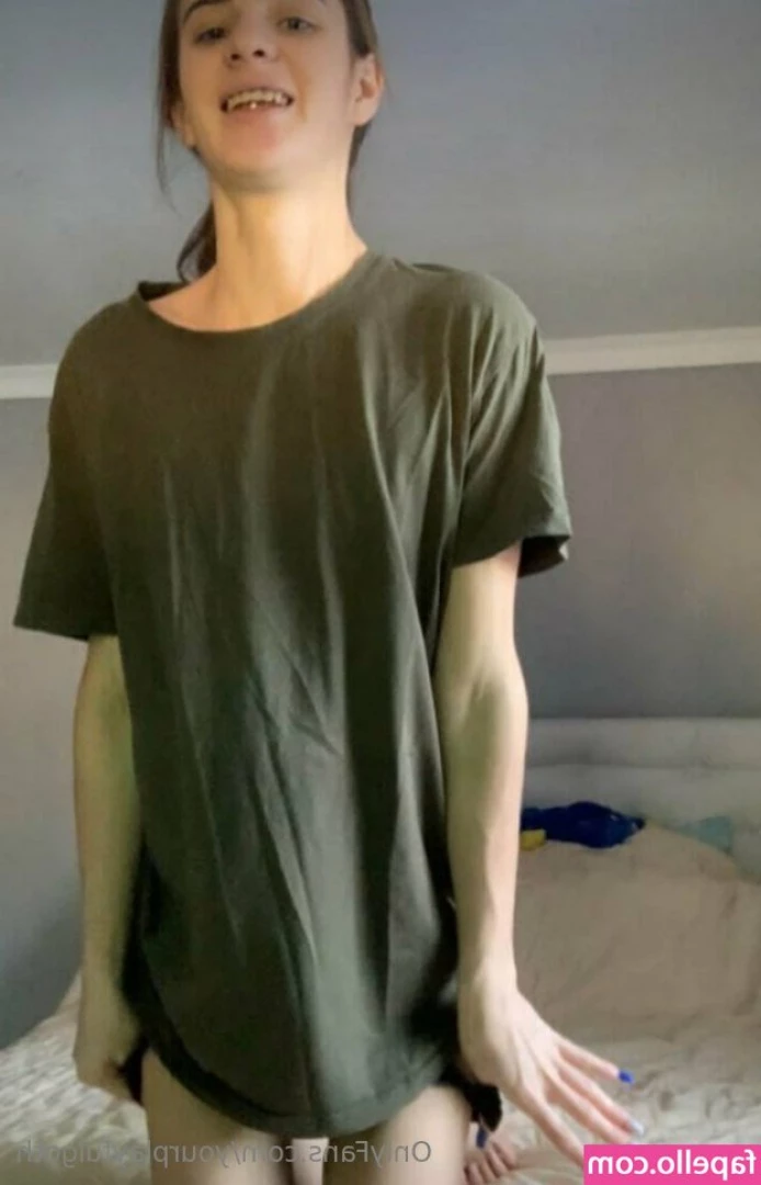 yourplayfulgoth - Tanning and sweating