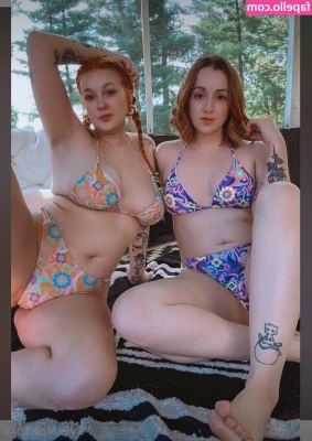 eviemaefoxx [ eviemaefoxx-1 ] - Happy Friday babes! 😂