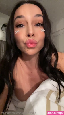 beatricehekate - luckily no one drove by