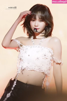 Kim Chaewon [ kim-chaewon-1 ] - Podemos continuar esto en mi auto.... es nuevo 🤭
