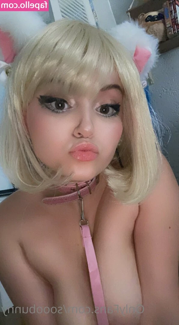 sooobunny - Stream started at 12 27 2022 02 54 pm  Just smoking and watching