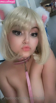 sooobunny - Stream started at 12 27 2022 02 54 pm  Just smoking and watching