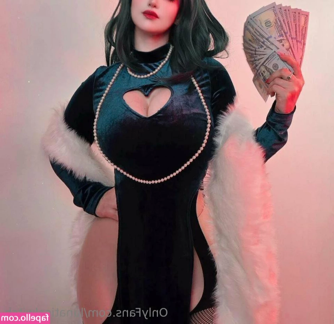 lunaticalwitch [ lunaticalwitch-6 ] - Don t get a big head