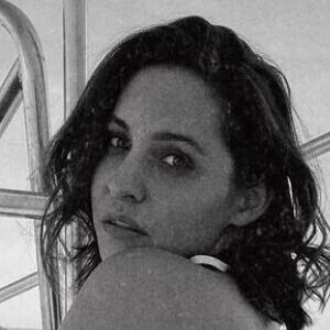 angie-bloom